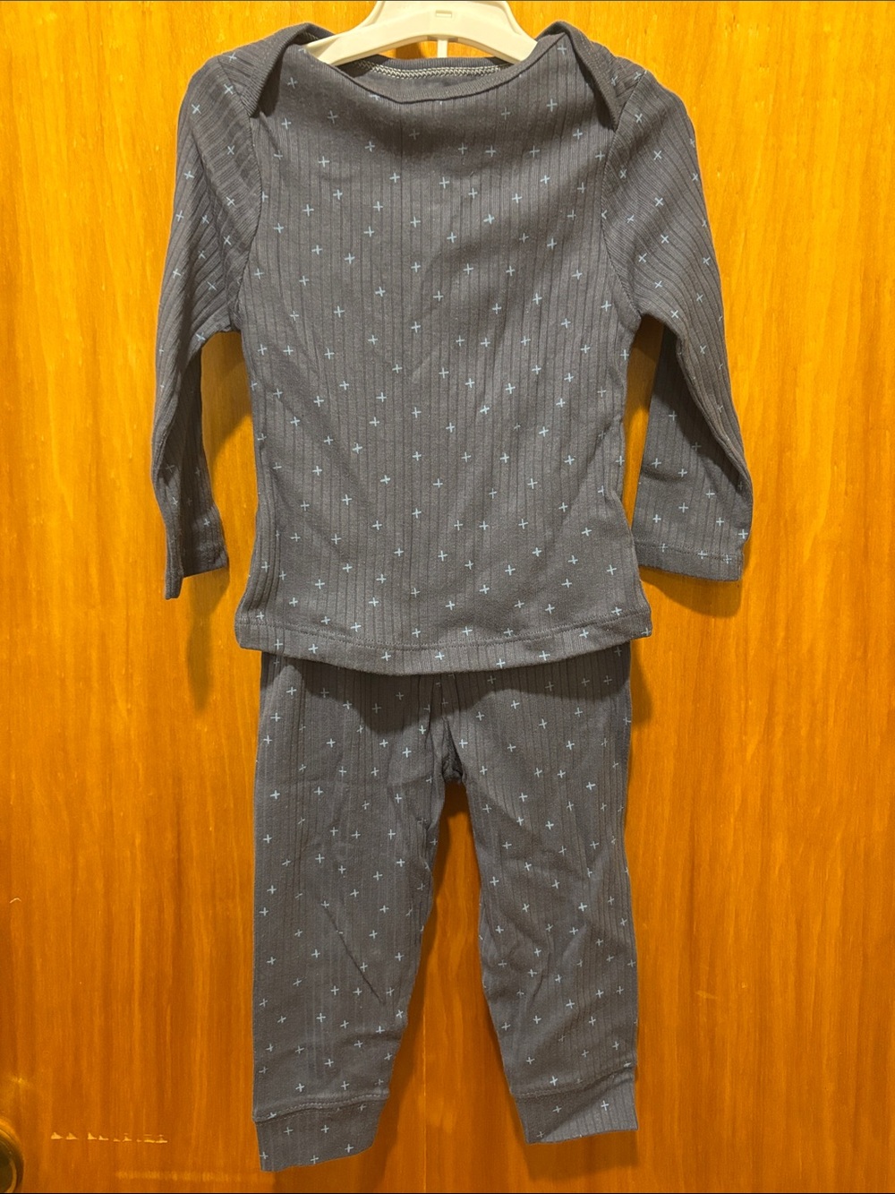💙 3 FOR $22
cloud island Gray Long-Sleeve Star Print Pajama Set